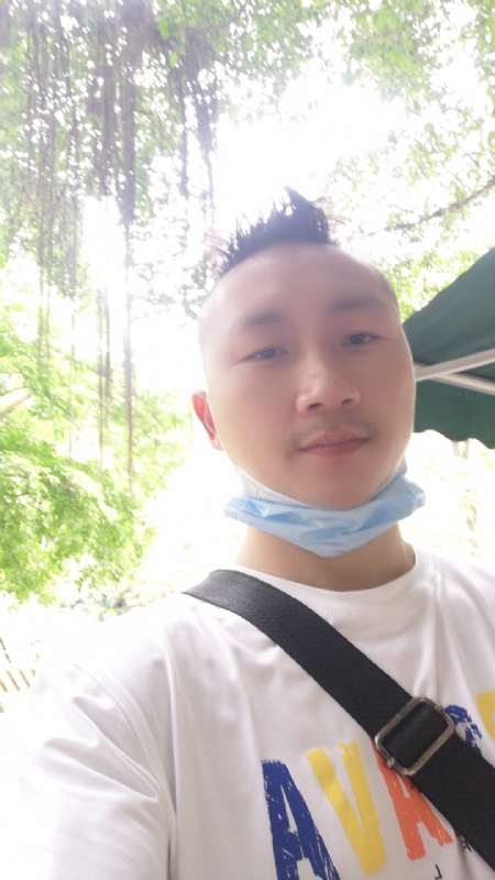 守望幸福的第一张照片--北京中老年相亲网