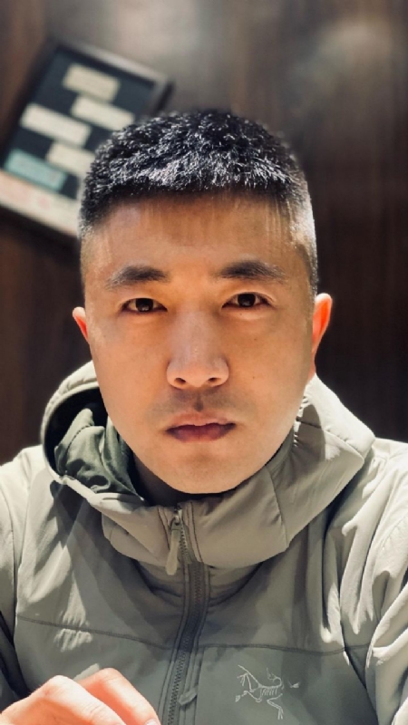 山中何缘的第一张照片--北京中老年相亲网